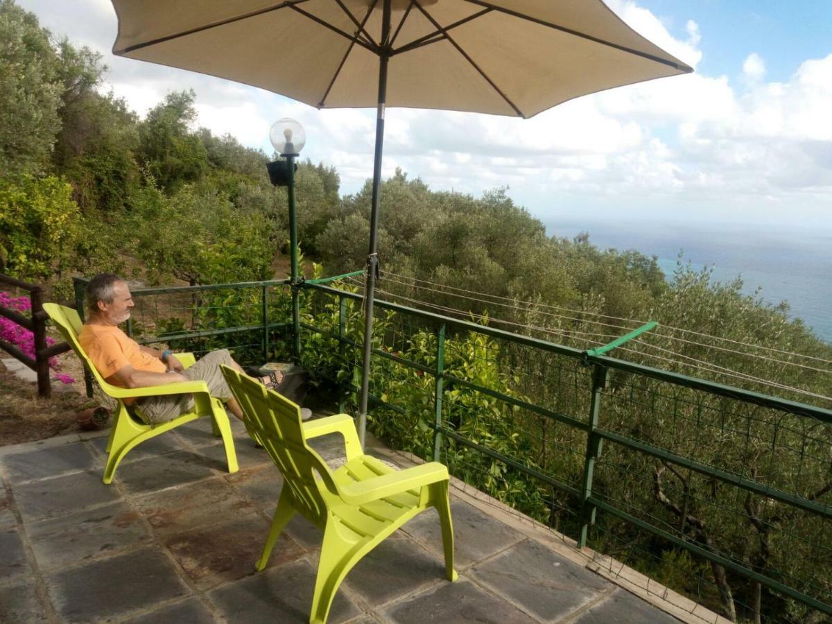 Il Sole Di Valletonda Holiday House Корнилья Экстерьер фото